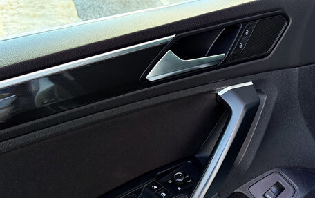 Volkswagen Tiguan II, 2019 год, 2 900 000 рублей, 15 фотография