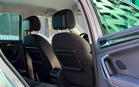 Volkswagen Tiguan II, 2019 год, 2 900 000 рублей, 30 фотография