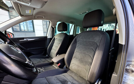 Volkswagen Tiguan II, 2019 год, 2 900 000 рублей, 33 фотография