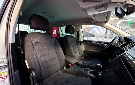 Volkswagen Tiguan II, 2019 год, 2 900 000 рублей, 32 фотография