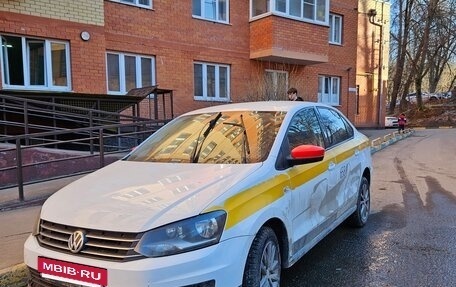 Volkswagen Polo VI (EU Market), 2015 год, 620 000 рублей, 2 фотография