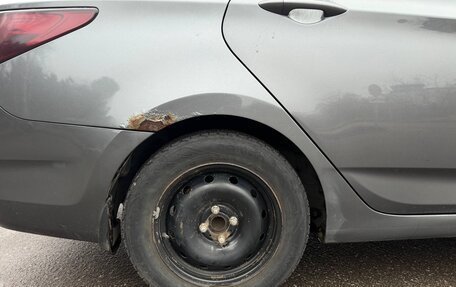 Hyundai Solaris II рестайлинг, 2011 год, 500 000 рублей, 8 фотография