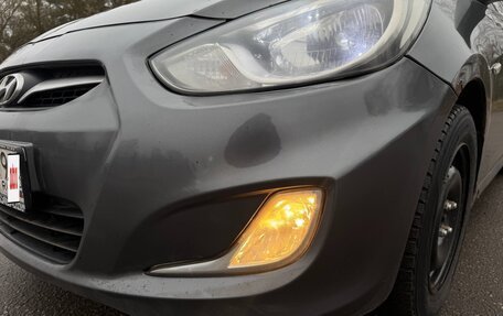 Hyundai Solaris II рестайлинг, 2011 год, 500 000 рублей, 4 фотография