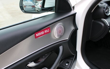 Mercedes-Benz E-Класс, 2018 год, 2 099 000 рублей, 11 фотография