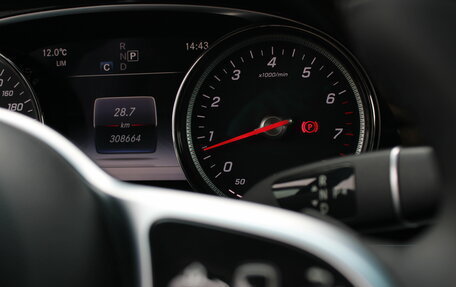 Mercedes-Benz E-Класс, 2018 год, 2 099 000 рублей, 21 фотография