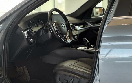BMW 5 серия, 2019 год, 3 790 000 рублей, 12 фотография