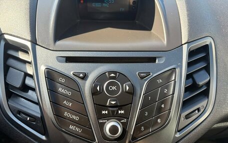 Ford Fiesta, 2016 год, 650 000 рублей, 18 фотография