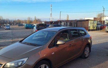 Opel Astra J, 2013 год, 750 000 рублей, 5 фотография