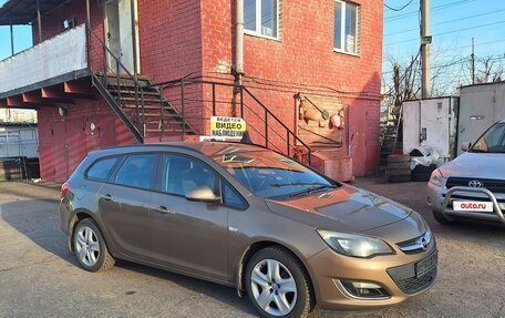 Opel Astra J, 2013 год, 750 000 рублей, 2 фотография