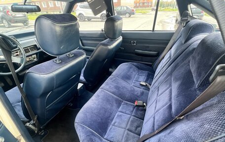 Mazda 626, 1985 год, 199 000 рублей, 7 фотография