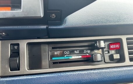 Mazda 626, 1985 год, 199 000 рублей, 11 фотография