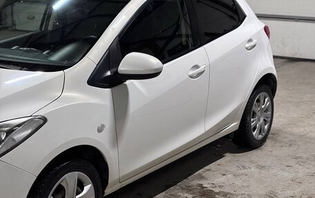 Mazda 2 III, 2011 год, 890 000 рублей, 3 фотография
