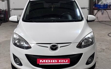 Mazda 2 III, 2011 год, 890 000 рублей, 7 фотография