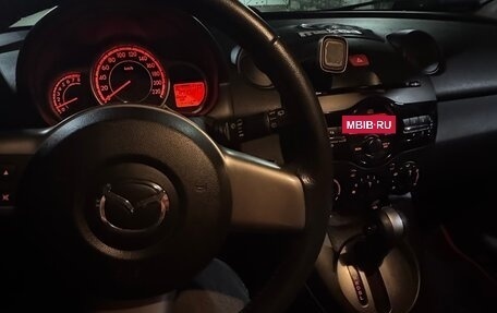 Mazda 2 III, 2011 год, 890 000 рублей, 18 фотография