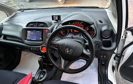 Honda Fit III, 2012 год, 485 000 рублей, 2 фотография