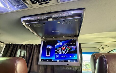 Volkswagen Multivan T5, 2011 год, 2 350 000 рублей, 10 фотография