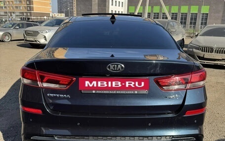 KIA Optima IV, 2019 год, 2 300 000 рублей, 4 фотография
