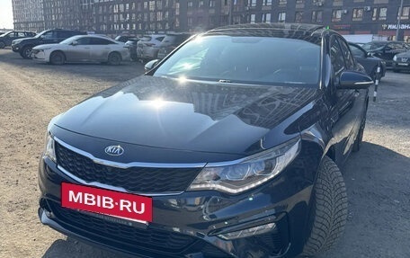 KIA Optima IV, 2019 год, 2 300 000 рублей, 2 фотография