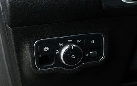 Mercedes-Benz GLB, 2020 год, 2 989 999 рублей, 16 фотография