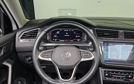 Volkswagen Tiguan II, 2023 год, 3 978 000 рублей, 14 фотография