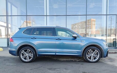 Volkswagen Tiguan II, 2020 год, 3 796 000 рублей, 5 фотография