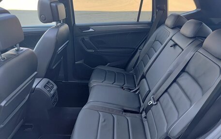 Volkswagen Tiguan II, 2020 год, 3 796 000 рублей, 15 фотография