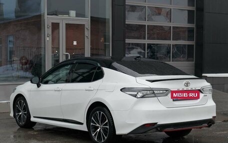 Toyota Camry, 2020 год, 2 950 000 рублей, 7 фотография