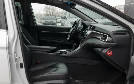 Toyota Camry, 2020 год, 2 950 000 рублей, 21 фотография