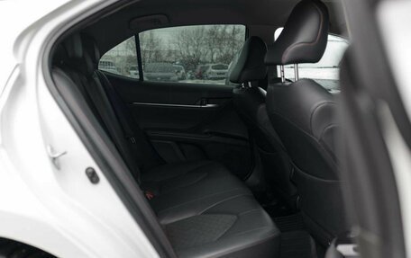 Toyota Camry, 2020 год, 2 950 000 рублей, 20 фотография