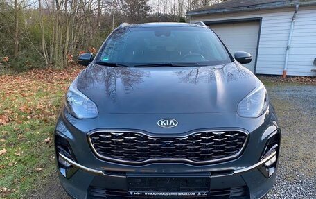 KIA Sportage IV рестайлинг, 2021 год, 2 400 000 рублей, 1 фотография