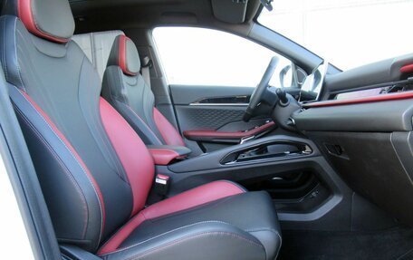 Geely Coolray I, 2024 год, 2 200 000 рублей, 10 фотография