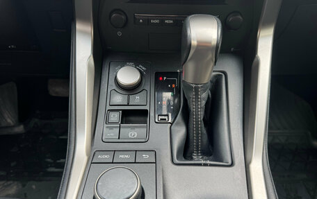 Lexus NX I, 2017 год, 2 999 000 рублей, 11 фотография