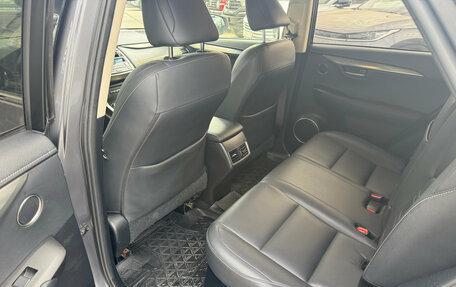 Lexus NX I, 2017 год, 2 999 000 рублей, 13 фотография