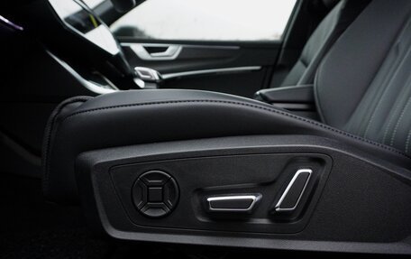 Audi A6, 2025 год, 6 790 000 рублей, 29 фотография