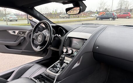 Jaguar F-Type I рестайлинг 2, 2016 год, 6 750 000 рублей, 7 фотография