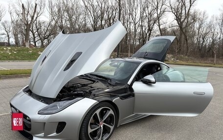 Jaguar F-Type I рестайлинг 2, 2016 год, 6 750 000 рублей, 8 фотография