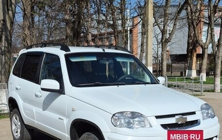 Chevrolet Niva I рестайлинг, 2014 год, 580 000 рублей, 2 фотография