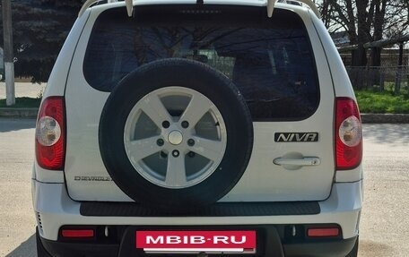 Chevrolet Niva I рестайлинг, 2014 год, 580 000 рублей, 5 фотография