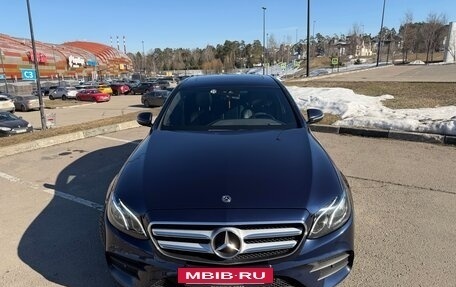 Mercedes-Benz E-Класс, 2017 год, 3 450 000 рублей, 3 фотография