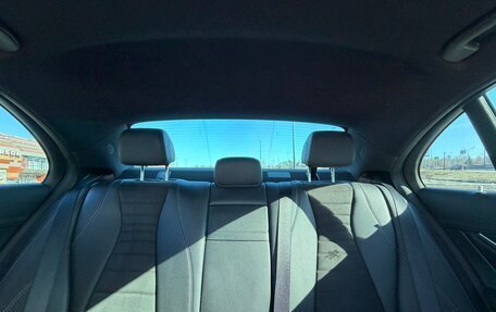 Mercedes-Benz E-Класс, 2017 год, 3 450 000 рублей, 23 фотография