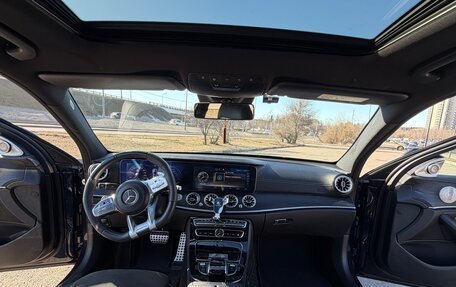 Mercedes-Benz E-Класс, 2017 год, 3 450 000 рублей, 25 фотография