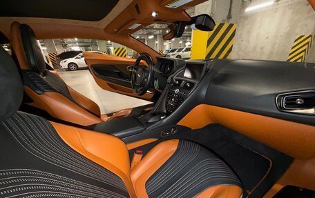 Aston Martin DB11 I, 2017 год, 12 900 000 рублей, 8 фотография