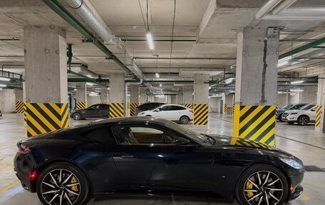 Aston Martin DB11 I, 2017 год, 12 900 000 рублей, 13 фотография