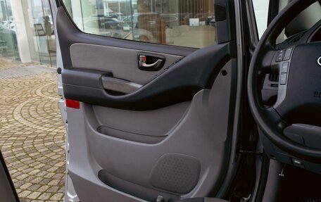 Hyundai Grand Starex Grand Starex I рестайлинг 2, 2011 год, 1 495 000 рублей, 12 фотография