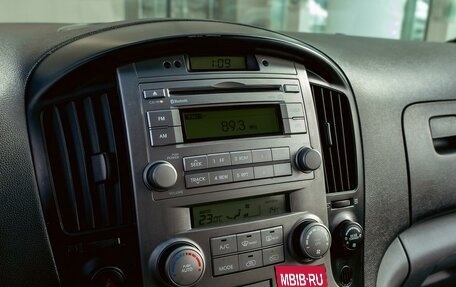 Hyundai Grand Starex Grand Starex I рестайлинг 2, 2011 год, 1 495 000 рублей, 14 фотография