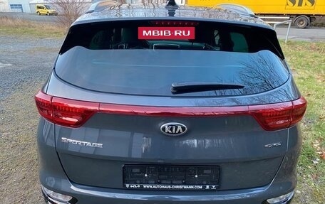 KIA Sportage IV рестайлинг, 2021 год, 2 400 000 рублей, 4 фотография