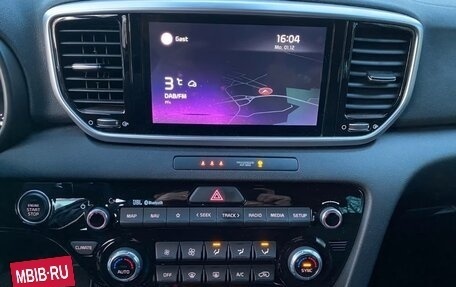 KIA Sportage IV рестайлинг, 2021 год, 2 400 000 рублей, 9 фотография