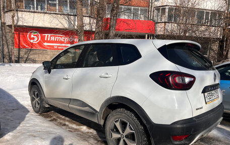Renault Kaptur I рестайлинг, 2019 год, 850 000 рублей, 4 фотография