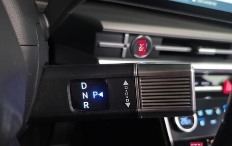 Hyundai Santa Fe IV, 2025 год, 17 фотография