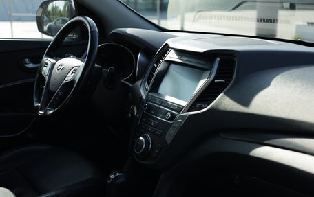 Hyundai Santa Fe III рестайлинг, 2017 год, 2 200 000 рублей, 2 фотография